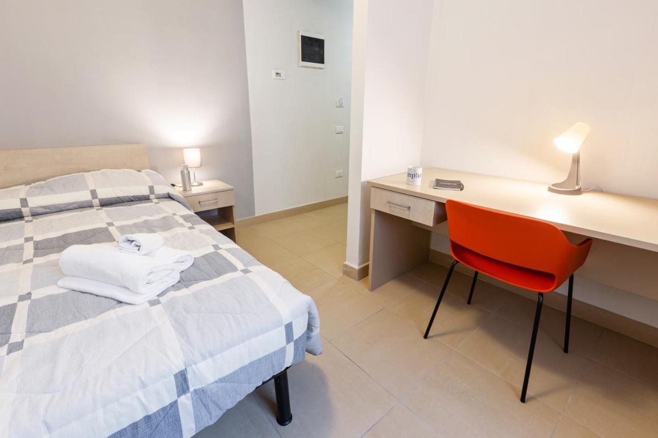 Camplus Mazzini Aparthotel โบโลญญา ภายนอก รูปภาพ