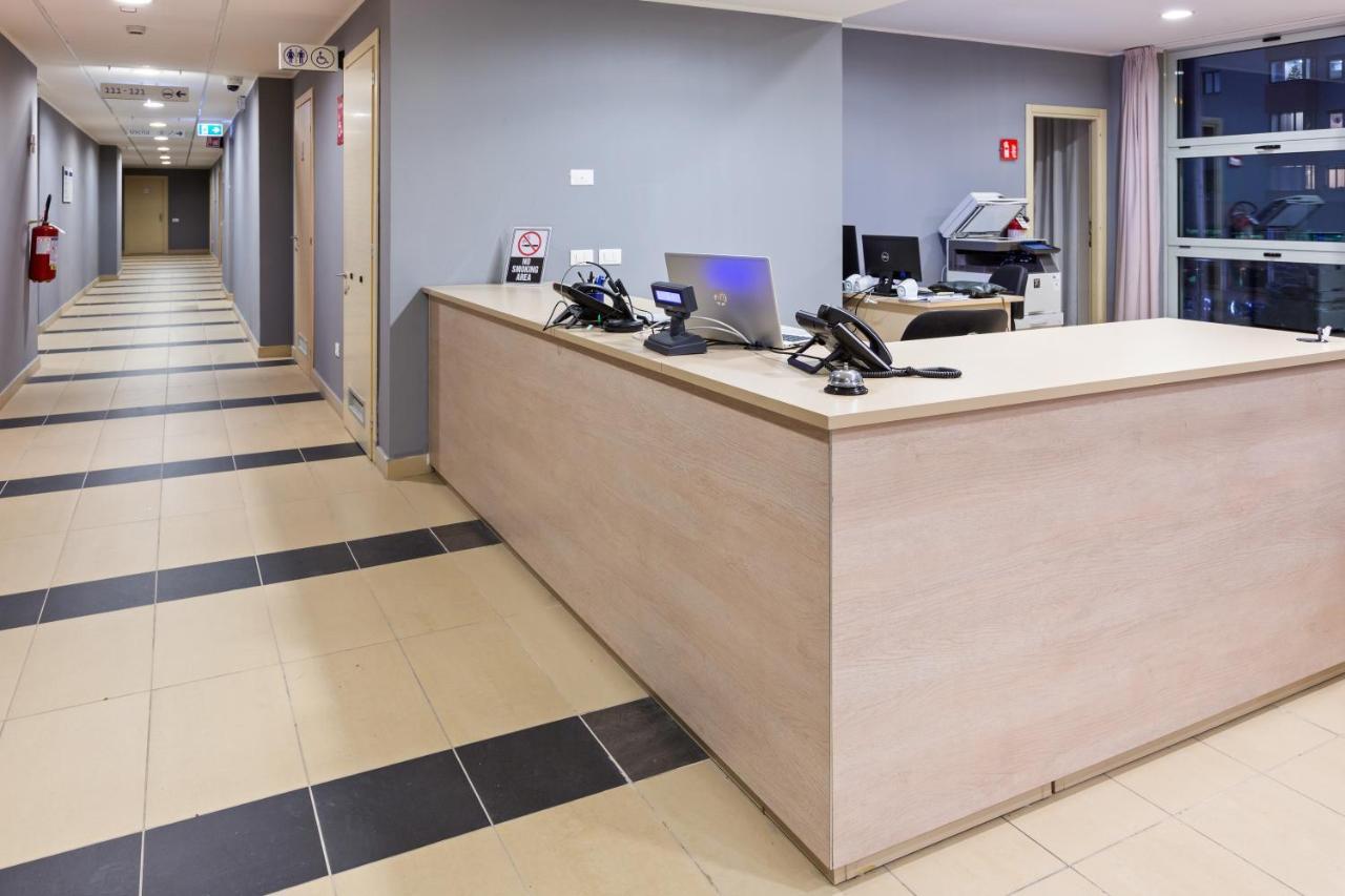Camplus Mazzini Aparthotel โบโลญญา ภายนอก รูปภาพ